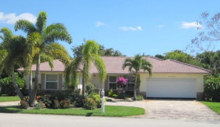 CORAL SPRINGS – GORGEOUS!